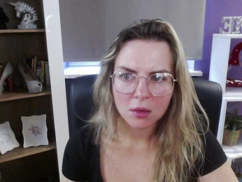 Soft-Zoey bongacams stream image