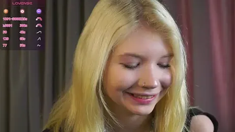 DaisyElmers stripchat stream image