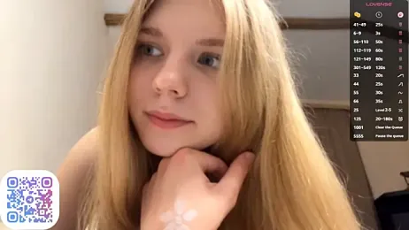 FruityXo stripchat stream image