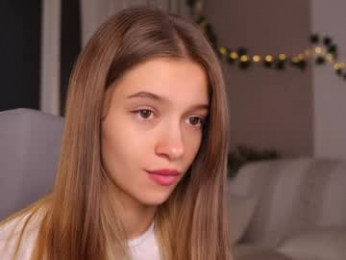 little_poetry chaturbate stream image