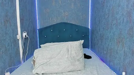 RedAssHottie stripchat stream image