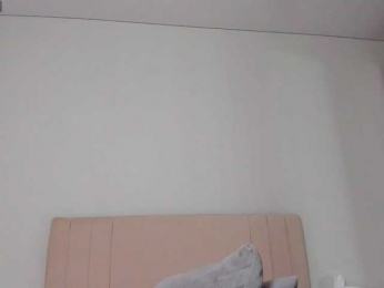 sweetyvikki bongacams stream image