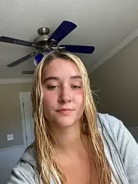 Kaylayoung12 stripchat stream image