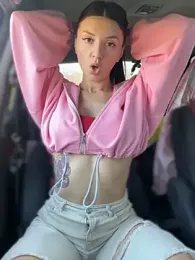 JulliaVegas stripchat stream image