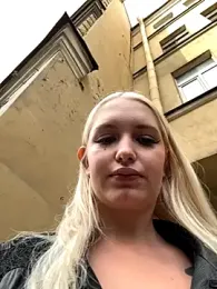 Milkyy_wway stripchat stream image