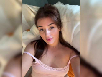 juicy-peachh bongacams stream image