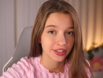 little_poetry chaturbate stream image