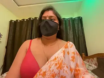 LouleyRanii stripchat stream image