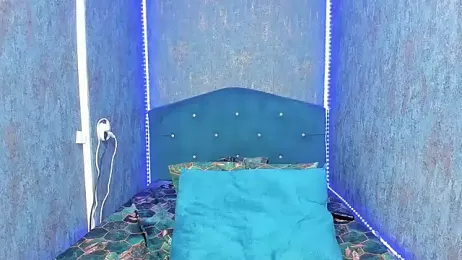 RedAssHottie stripchat stream image