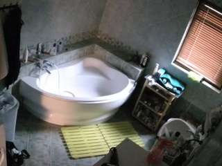 voyeurcam-julmodels-bath-1st-2 camsoda stream image