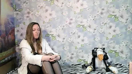 KattyLuuu stripchat stream image