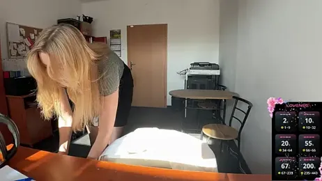 legsLONG stripchat stream image