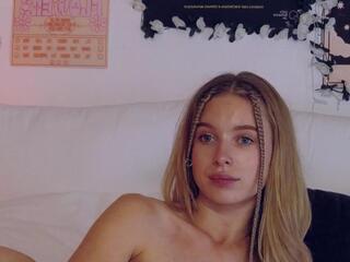 Emma Wilde flirt4free stream image, 19.09.2025 04:00