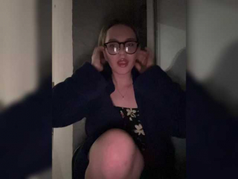 Cris_Mi bongacams stream image