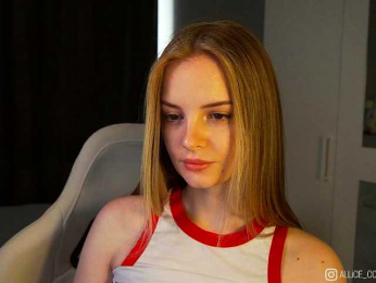 AliceCost bongacams stream image