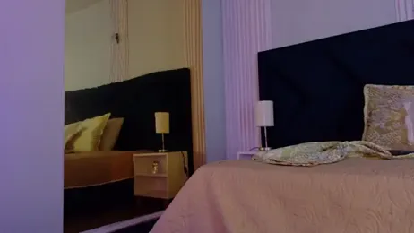 MollyCruz stripchat stream image