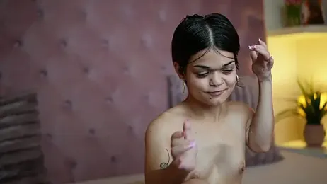 MaiaMini stripchat stream image