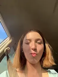 DollyTall stripchat stream image