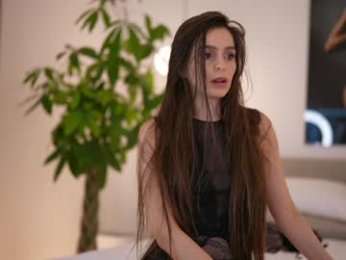 dovia chaturbate stream image