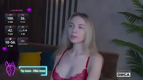 Holl1Would stripchat stream image