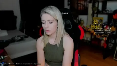 Lisaonthemoon stripchat stream image