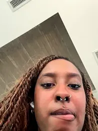 Your_Paris stripchat stream image