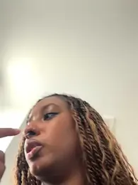 Your_Paris stripchat stream image