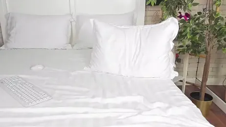 EmillyBronte stripchat stream image