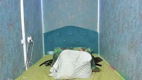 RedAssHottie stripchat stream image