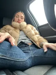 AngelinaMoore stripchat stream image