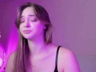 may-flowere camsoda stream image