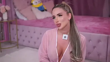 AshleySinn stripchat stream image