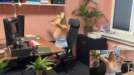 legsLONG stripchat stream image