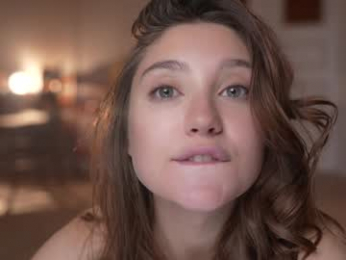 mia_dynasty chaturbate stream image