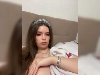 YourLadyyy bongacams stream image