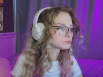 vialeta-baby bongacams stream image
