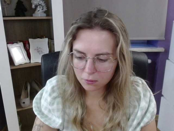 Soft-Zoey bongacams stream image