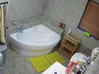 voyeurcam-julmodels-bath-1st-2 camsoda stream image