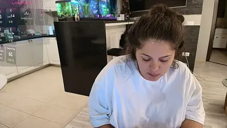 Layla- stripchat stream image