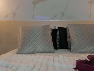 leathompson1 camsoda stream image