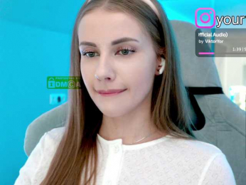 VikkiExtraCheese bongacams stream image