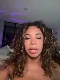 Brunettexio stripchat stream image