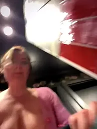 The_Snowwhitee stripchat stream image