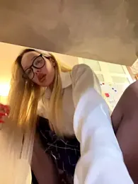 babydolll stripchat stream image