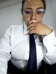 LIZ-06_ stripchat stream image