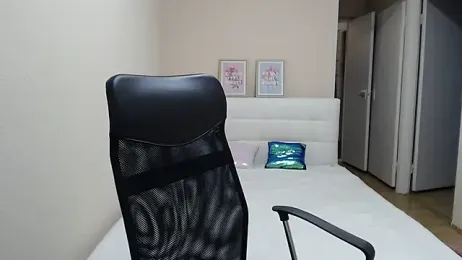 AnnaSweet18 stripchat stream image