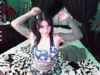 sallylynn camsoda stream image