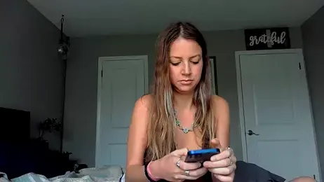 molly_witha_chance stripchat stream image