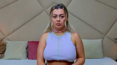 ChloeFrost stripchat stream image