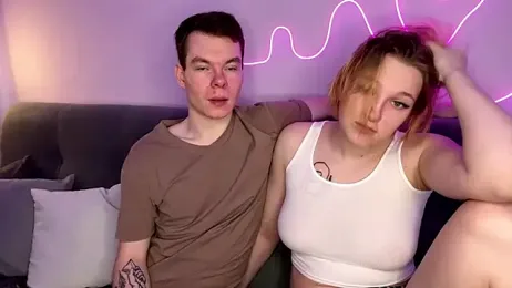 julielourens stripchat stream image